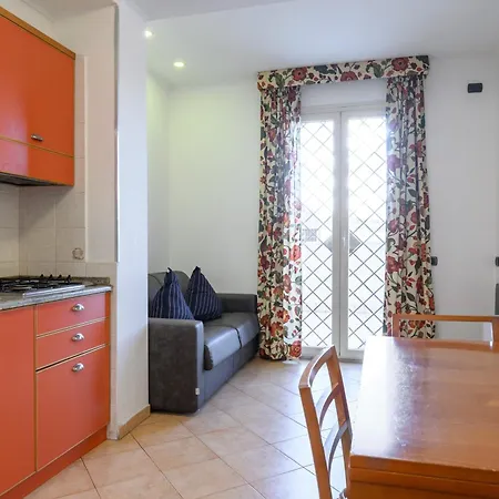 Crosti Apartments-2